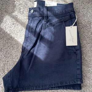 NWT universal thread women’s shorts